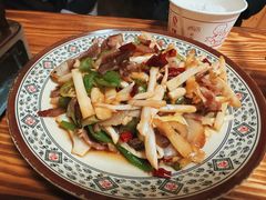 -农家土菜老煨锅(木鱼镇店)