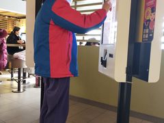 -麦当劳(百荣世贸商城店)