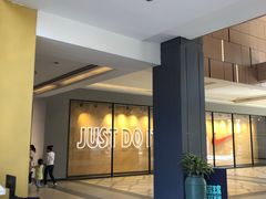 -首创奥特莱斯(西安店)