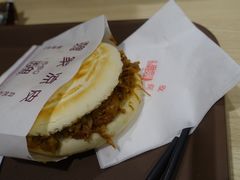 -魏家凉皮(万辉店)