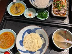 -裕兴记•蟹黄面馆(人民广场店)