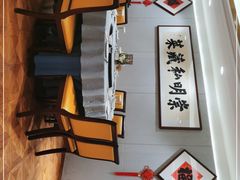 -唔哩赞·崇明私藏菜(建国西路店)