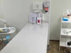 -Dr.Z dental仁康种植矫正中心