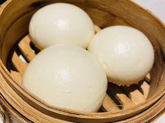 蛋黄流沙包-煲王粤菜餐厅(中侨中心店)