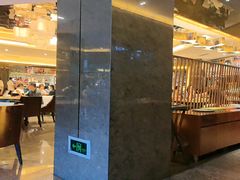 -岷山饭店-芝芝自助餐厅