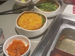 -海底捞火锅鲜切牛肉主题店(长寿路店)