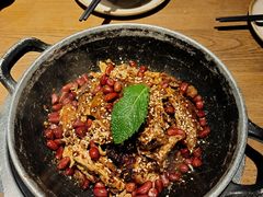 -吃饭皇帝大土家民族菜(正大广场店)
