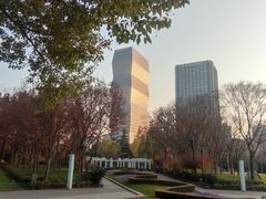 -新虹桥中心花园