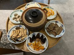 -一坐一忘云南菜(嘉里中心店)