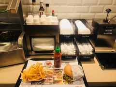 -The Habit Burger Grill 哈比特汉堡(爱琴海店)