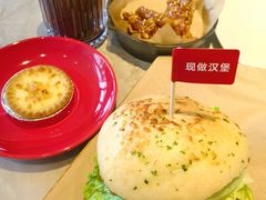 -必胜客(尹山湖歌林公园店)