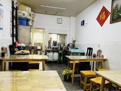 -陀块头面馆(梅岭南路店)