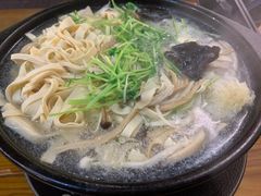 -丽虹云南过桥米线(兴工街店)