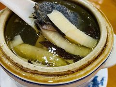 椰子炖竹丝鸡汤-煲煲掂风味煲仔饭餐厅(西区店)