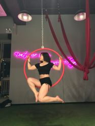 -桃秘钢管舞Peach Pole Fitness