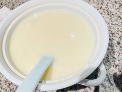 民国美龄粥-南京大牌档(香港广场店)