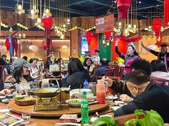 -老滇山寨•云南特色菜•地方菜•民族风情歌舞表演(金碧店)