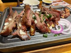 -娜仁图雅蒙古美食村(33小镇店)