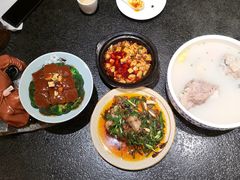 -万重锦·人文川菜馆(骡马市店)