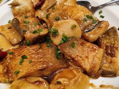 -辛香味烧鱼馆·非遗技艺·排骨红烧肉(光谷医药园店)