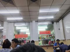 大堂-春雨羊汤店(广开四马路总店)