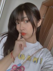 -镁连社·美联社