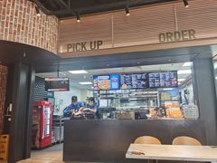 -达美乐比萨(红山店)