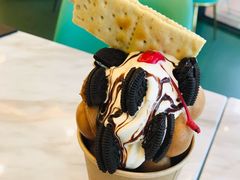 奥利奥牛奶雪糕鸡蛋仔芭菲-CHOCHENG&CO.(欢乐海岸店)