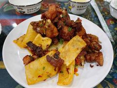 -泸沽肴(泸沽湖大洛水村农村信用社旁店)