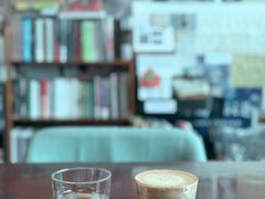 -武汉境自在書店