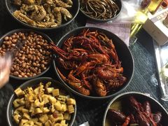 -去吃小龙虾·江湖菜·烧烤(南滨路店)
