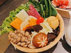 -湊湊火锅·茶憩(打浦桥日月光店)