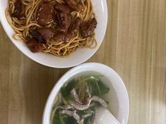 肥肠干挑面肉丝汤-老余家面馆