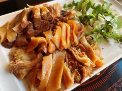-英子补身汤(海兰路店)
