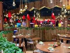 大堂-老滇山寨•云南特色菜•地方菜•民族风情歌舞表演(金碧店)