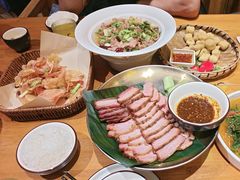 -老滇山寨•云南特色菜•地方菜•民族风情歌舞表演(金碧店)
