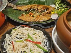 -老滇山寨•云南特色菜•地方菜•民族风情歌舞表演(金碧店)