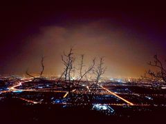-鬼笑石后山停车场