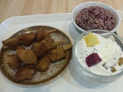 -轻蔬不用等·素食(江苏路店)