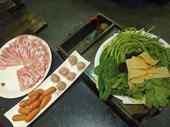 -宽板凳老灶火锅(南礼士路店)