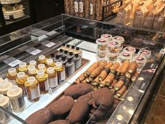 -红跑车(朝晖店)