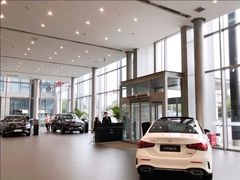-北京鹏龙大道奔驰4S店(纪家庙店)