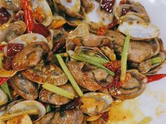 -鹏城人家海鲜酒家·23年老字号(较场尾店)