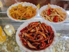 -金杨拉面王小吃面馆·牛三宝面·红烧牛肉粉