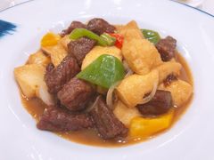 日式牛柳粒烧豆腐-御彩酒家(东风东路店)
