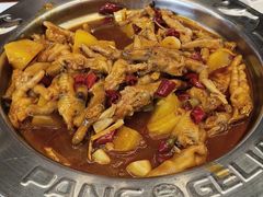 -胖哥俩肉蟹煲(济南世茂国际广场店)