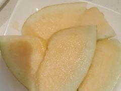 -小鱼小牛(世欧广场店)