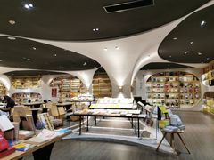 -钟书阁(珍园店)