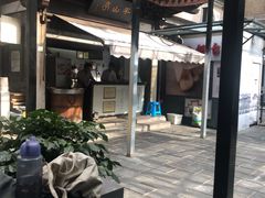 -双桂坊美食街(南大街商业步行街店)
