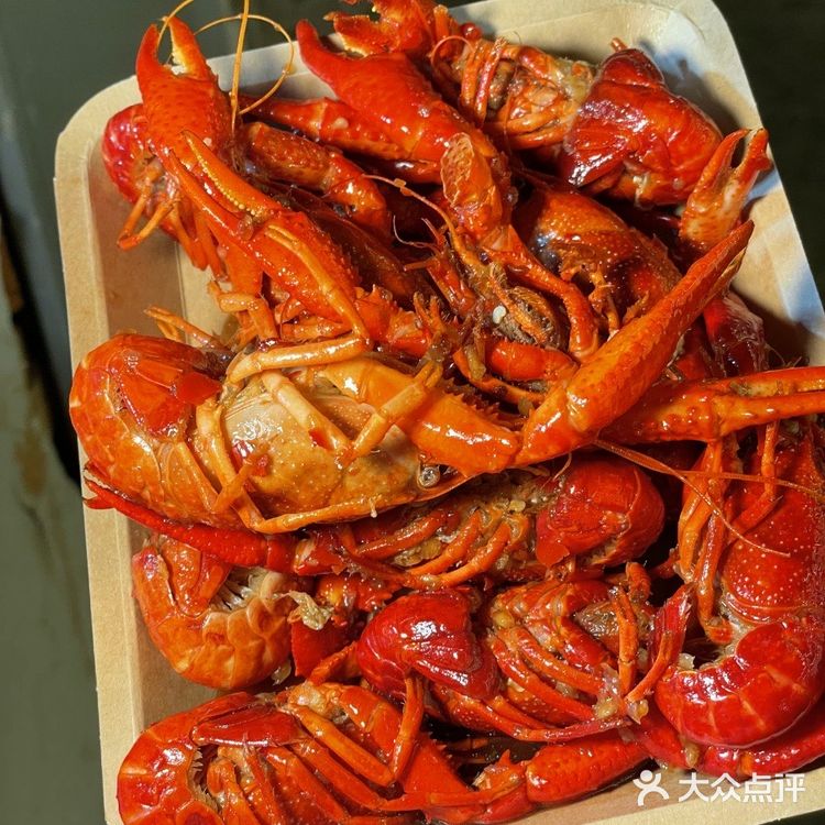 今年夏天一定要吃的芥末小龙虾!